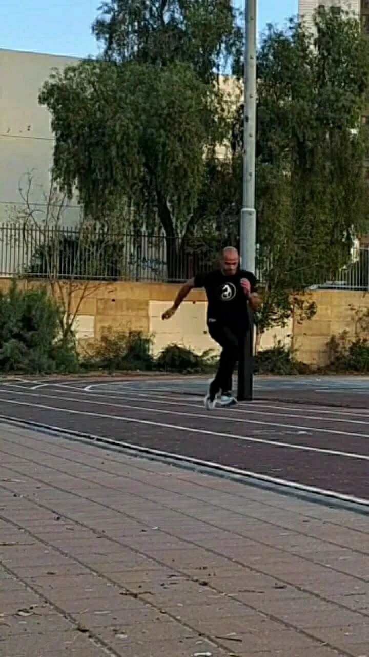 עודד לקס באימון ספרינט